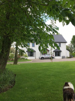 Kilbawn Country House